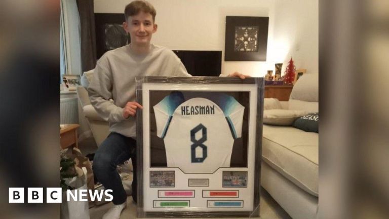 Partially sighted Sheffield student in England futsal squad