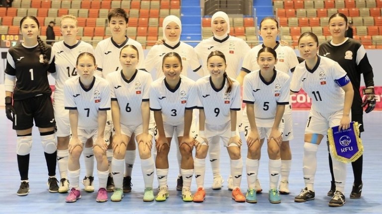 Women’s futsal team of Kyrgyzstan beats Tajikistan 3-0